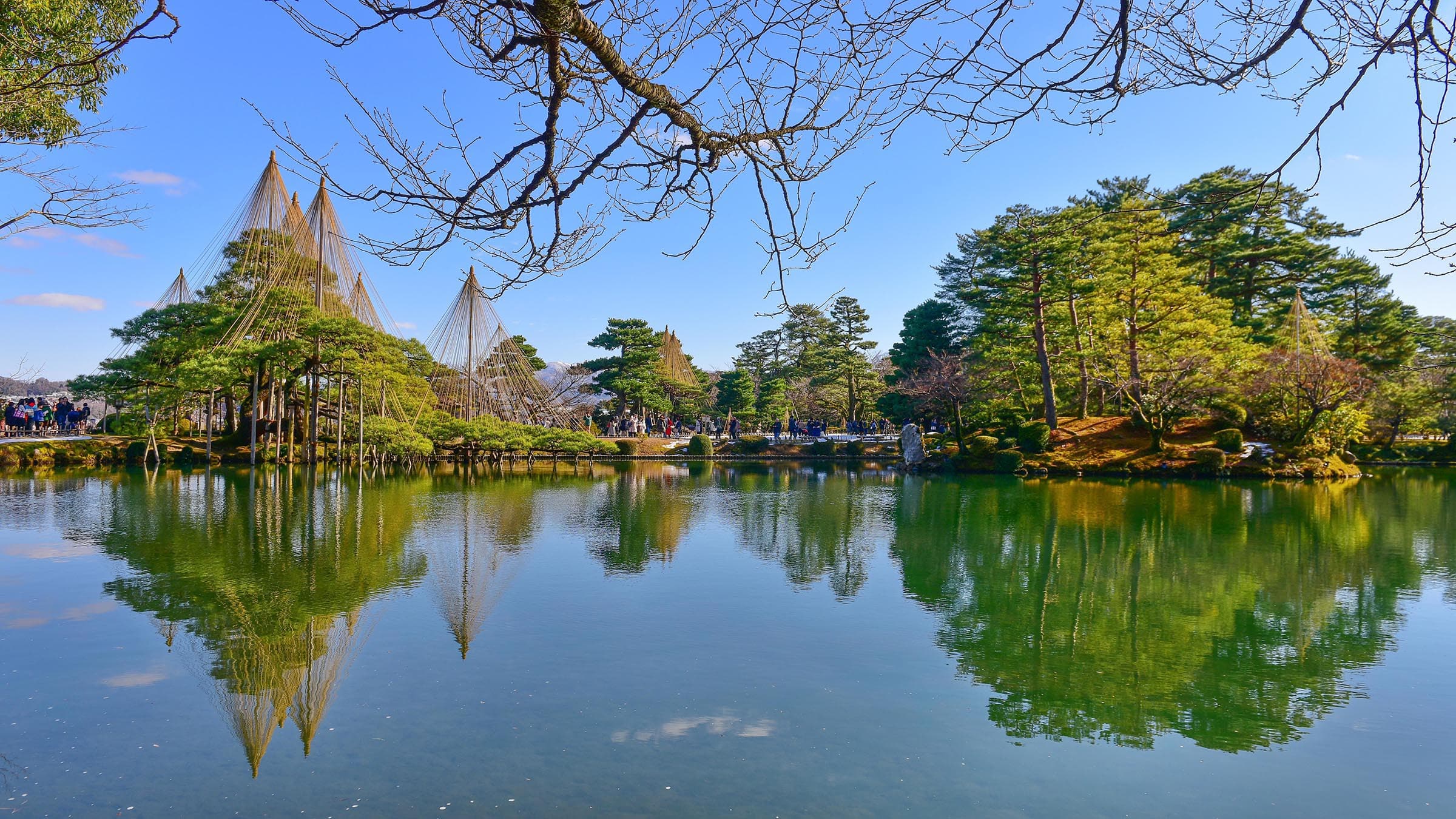 Kanazawa-shutterstock_1582232989.jpg