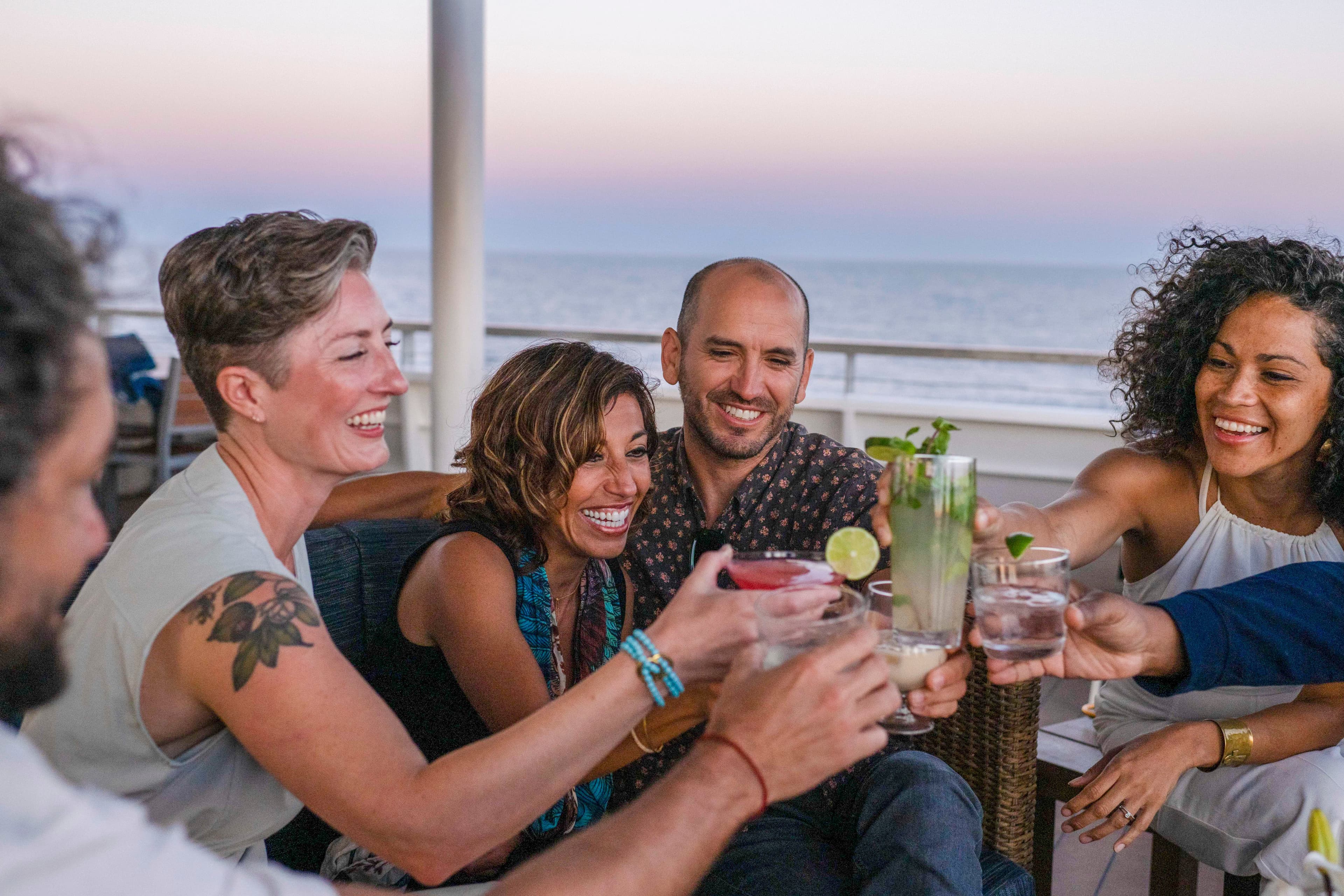 Large RGB-LEX-Ship NG Venture Exterior 789_1.jpg