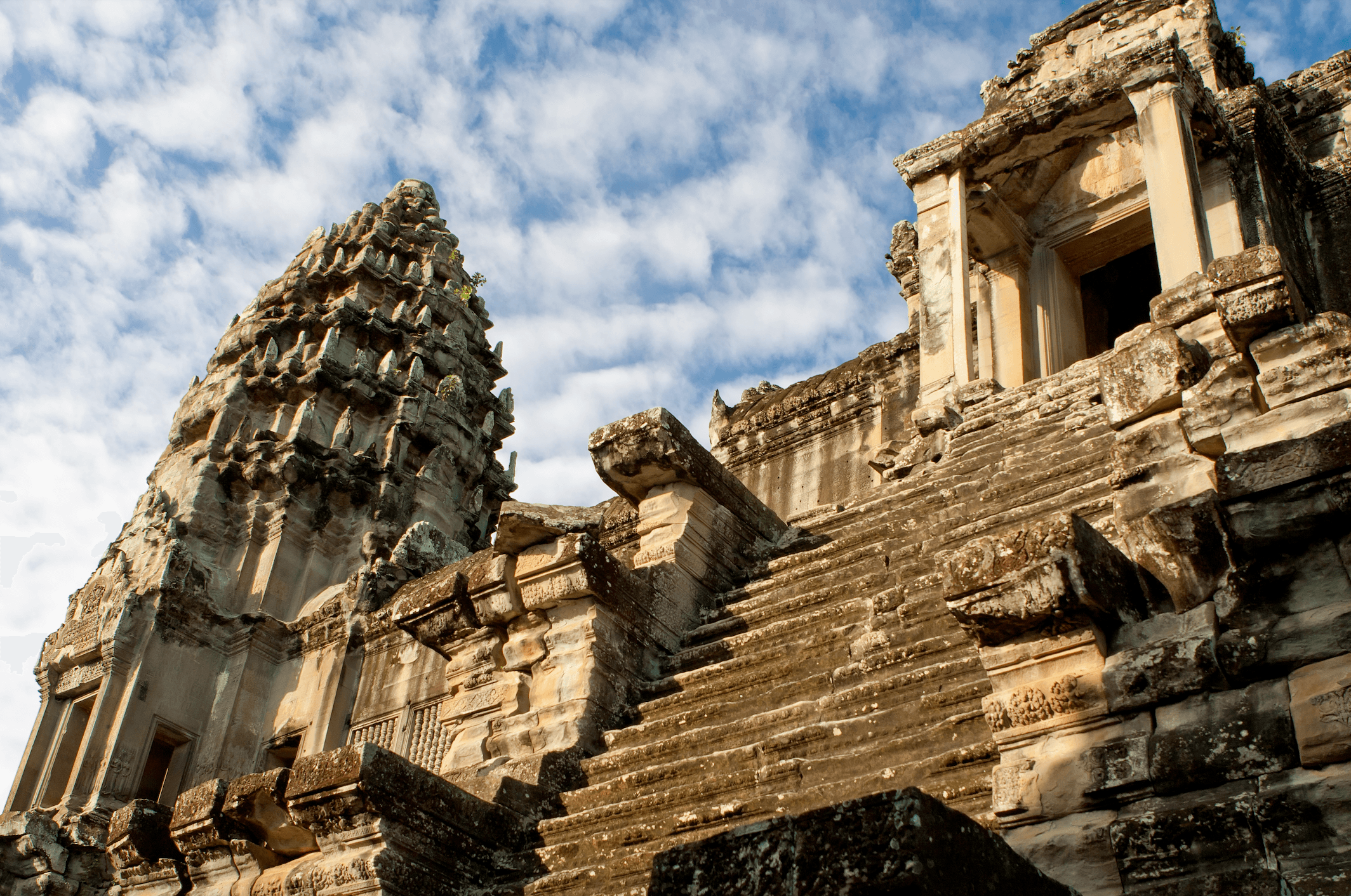 Angkor Wat Central Tower.jpg