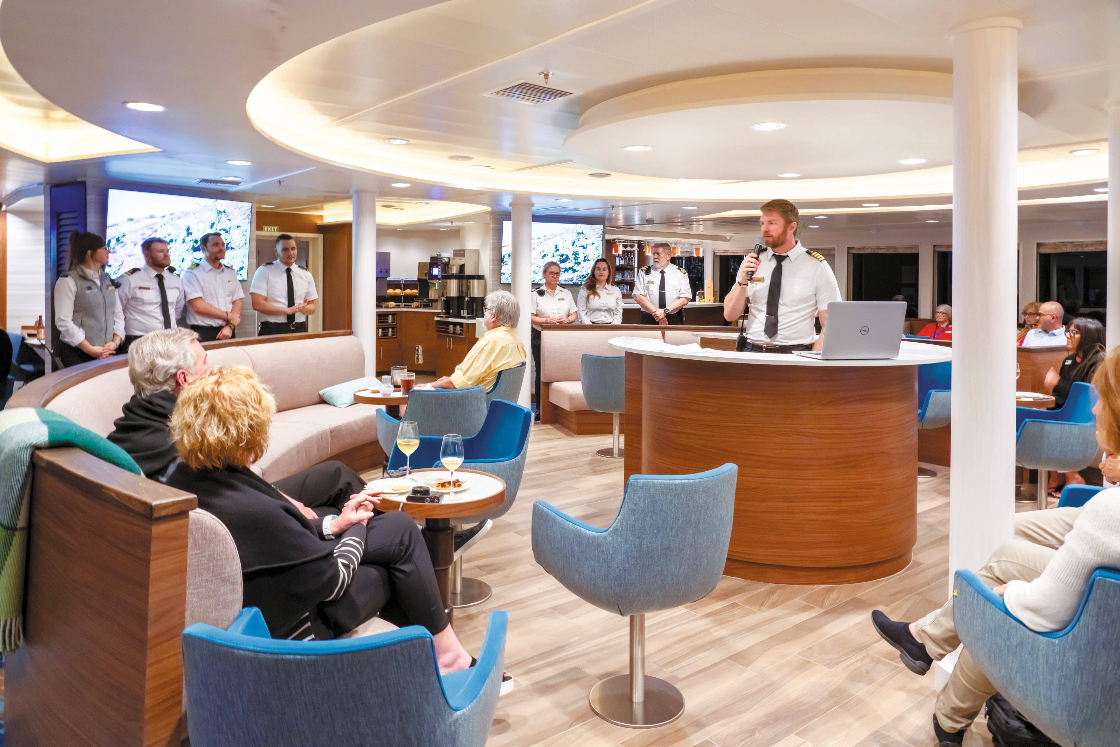 Large RGB-LEX-Ship Quest-Venture Interior 056.jpg