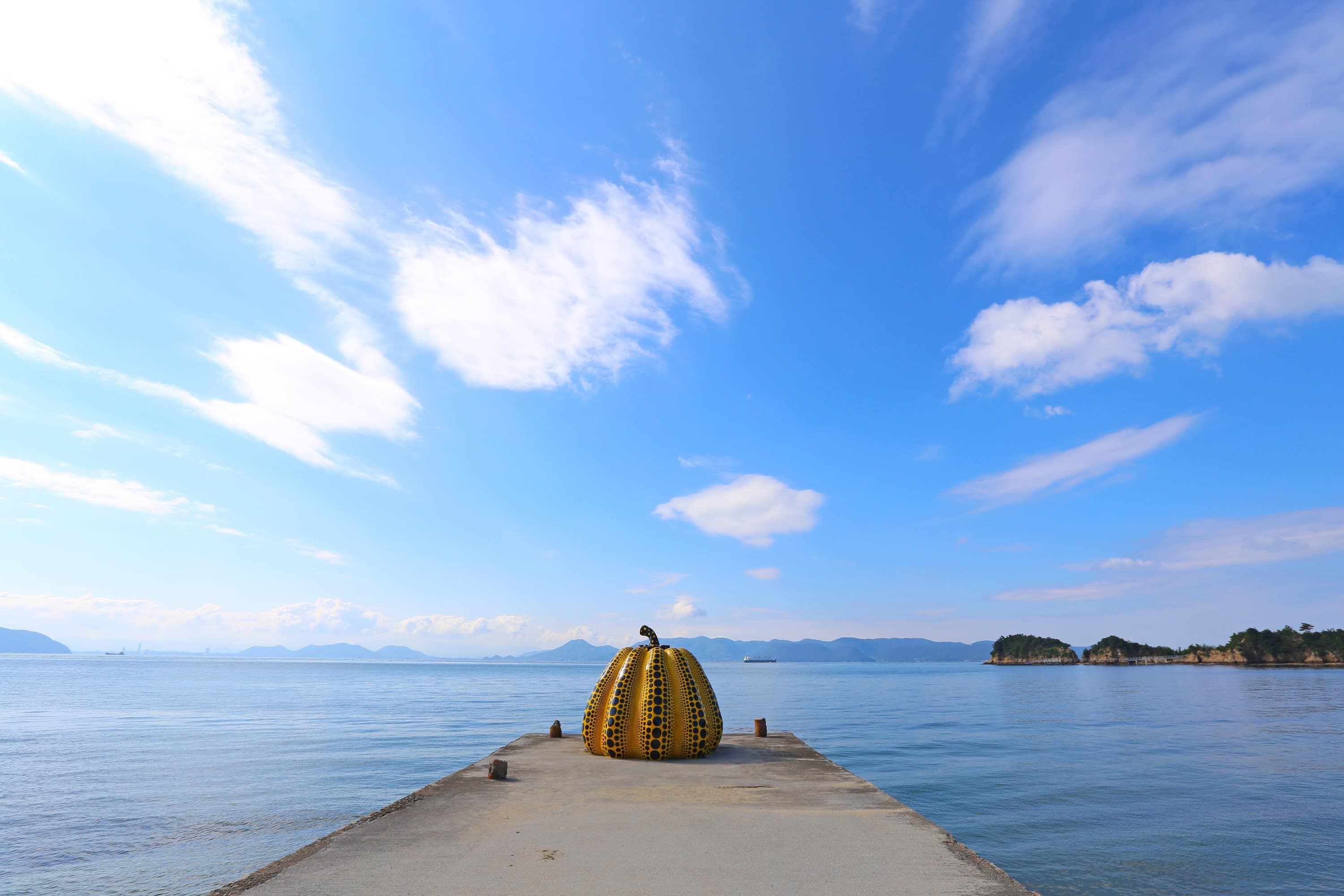 Naoshima-shutterstock_1456304096.jpg