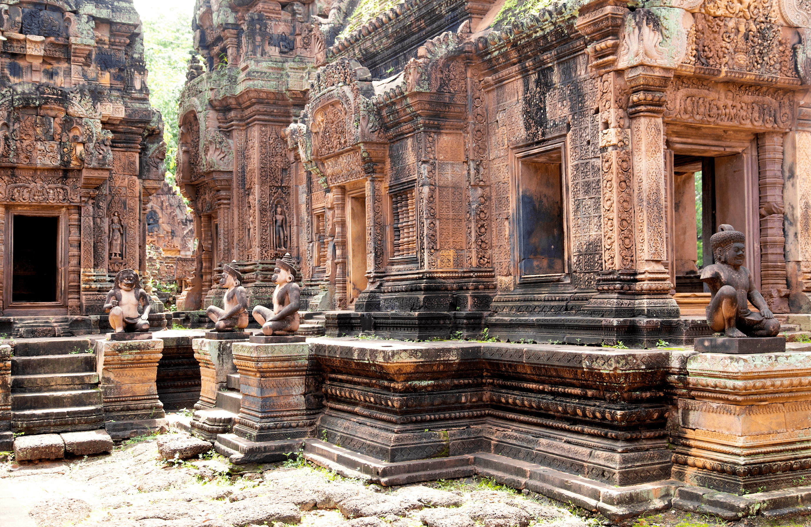 Citadel of Women Siem Reap.jpg